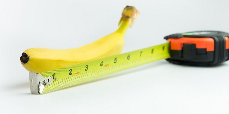 μέτρηση πέους μετά από χειρουργική επέμβαση στο παράδειγμα μιας μπανάνας